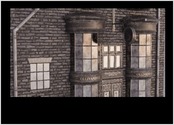 Mod&eacute;lisation 3D photor&eacute;aliste du c&eacute;l&egrave;bre magasin Ollivanders, inspir&eacute;e de l?univers Harry Potter. La fa&ccedil;ade et les d&eacute;tails architecturaux ont &eacute;t&eacute; reproduits avec minutie?: chaque brique, colonne et &eacute;l&eacute;ment d&eacute;coratif est textur&eacute; en haute d&eacute;finition. Ce mod&egrave;le est enti&egrave;rement optimis&eacute; pour l?int&eacute;gration dans des environnements de jeu vid&eacute;o et de production cin&eacute;matographique, avec un rendu pouss&eacute; et des mat&eacute;riaux r&eacute;alistes pour une immersion maximale. Le projet met en avant un travail approfondi sur l?atmosph&egrave;re, la patine et l?identit&eacute; visuelle du lieu magique.