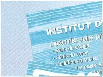 Flyer publicitaire pour un Institut de beauté.
L'idée d'une photo avec des lunettes en moustache, afin de promouvoir la section
épilation.
